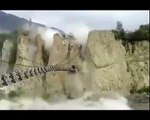 Footage of landslide in Gilgit-Baltistan following the ‪#‎earthquake‬ in Pakistan