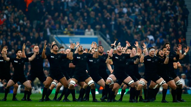All Blacks lay the Haka down v Springboks