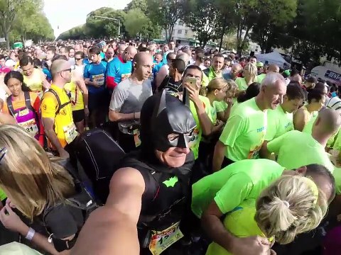 BATMAN filme sa course Marseille-Cassis en caméra embarquée