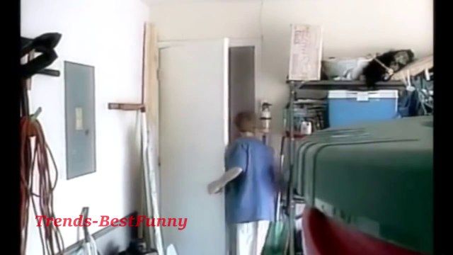 TOP Scary Pranks 2015 //Scare Prank Compilation 2015 //Best Scary Videos// Funny Pranks//