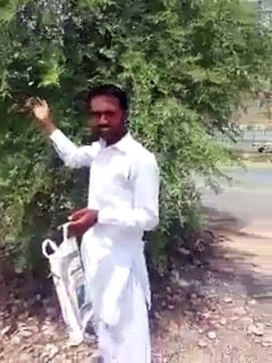 ghar waly bahr jane walu ko kia request karte hain