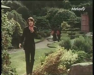 super chanson qui me rappelle trop de choses et par un chanteur Berrichon