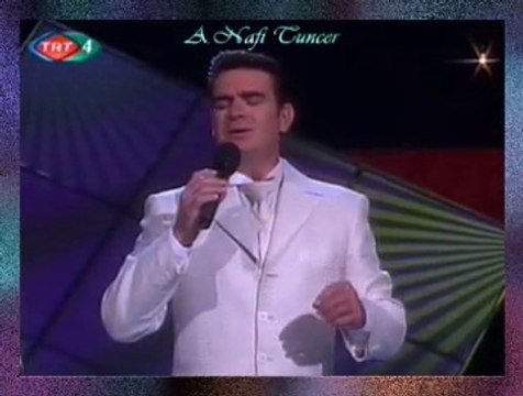 Yıldırım BEKÇİ-Rüzgâr Söylüyor Şimdi O Yerlerde Bizim Eski Şarkımızı