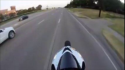 Cop cant stop the wheelie piker