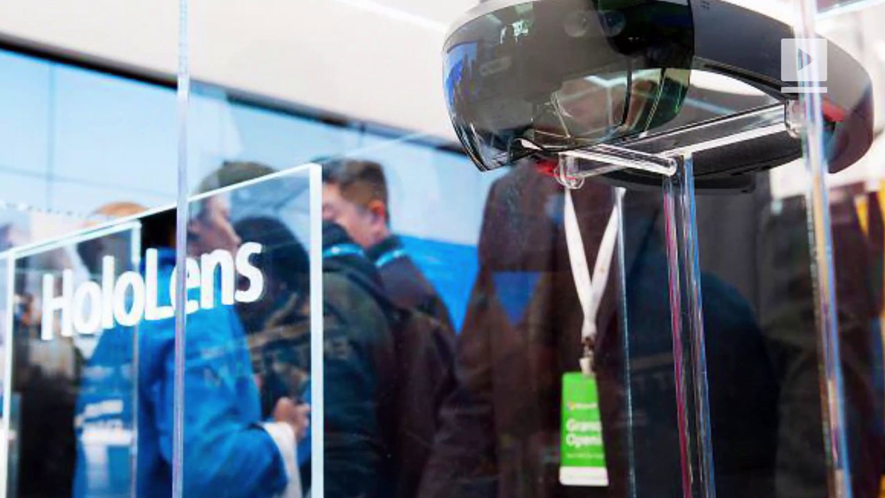 Microsoft's flagship New York retail store opens on Surface Book's launch day