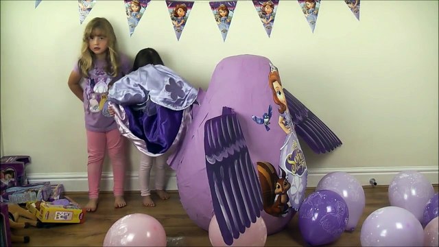 Disney Junior Videos SOFIA THE FIRST Super Giant Surprise Egg WORLDS BIGGEST Play Doh KIN