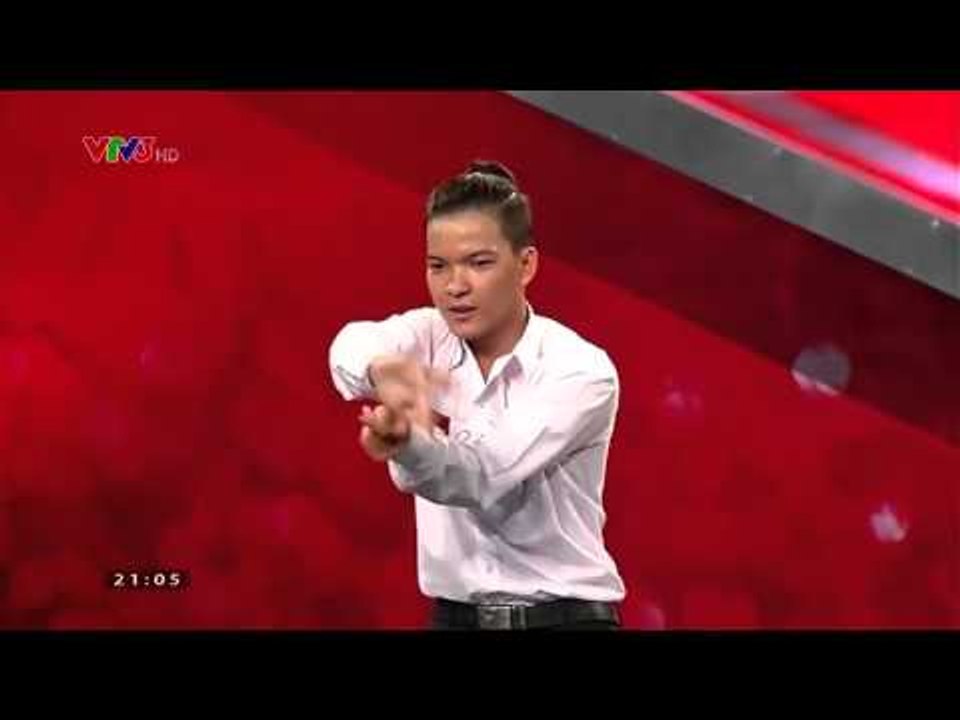 Vietnam's Got Talent 2014: Tập 7 - Peter Crouch phiên bản Việt (09/11/2014)