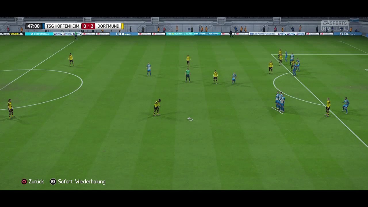 Freistoß!!!! aber wie!