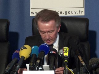 Puisseguin: hommage national aux victimes de la collision en présence de Hollande