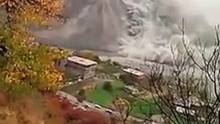 Landslide triggered by massive earthquake in Hunza