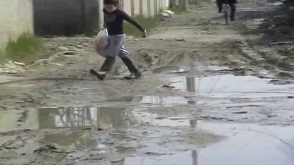 Report TV - Banorët e Fierit probleme me rruget periferike