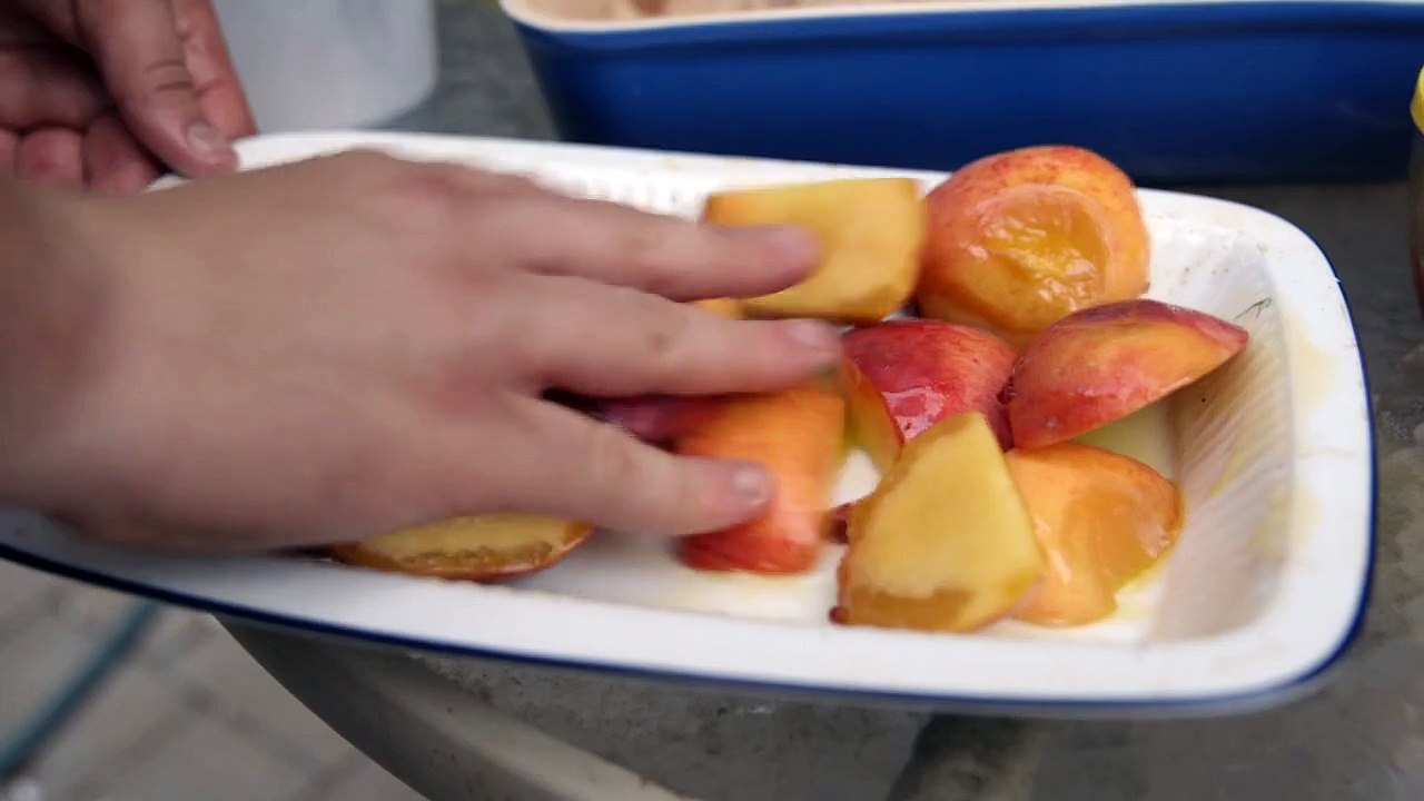 GQ’s Guide to the Perfect Seafood BBQ Course #4 - Video Dailymotion