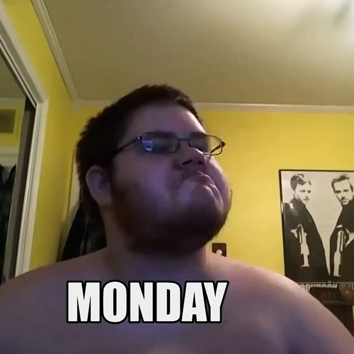 ছুটির কথা শুনলেই যেন মনটা নাচতে ইচ্ছা করে!! তাই বলে এইভাবে?? দেখুন