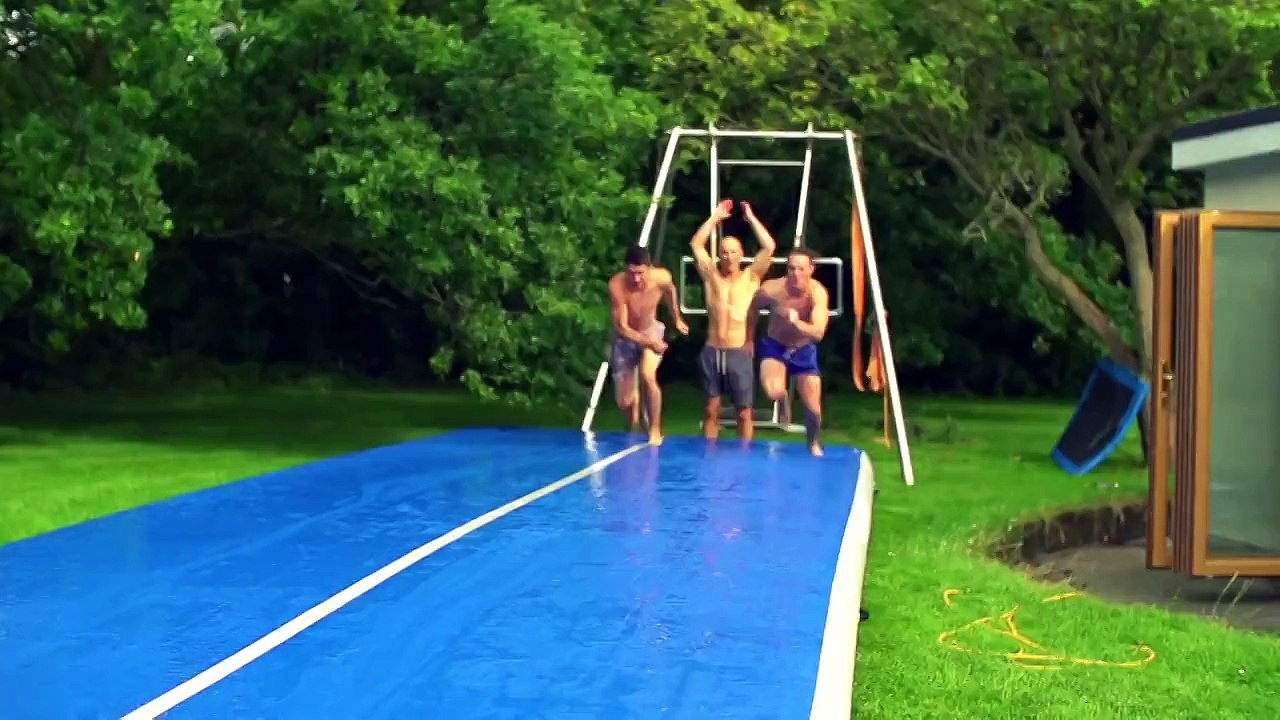 Un ventriglisse trampoline, génial !