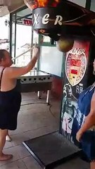 হাহাহা ভিডিওটি দেখুন মজা পাবেন শিউর!!