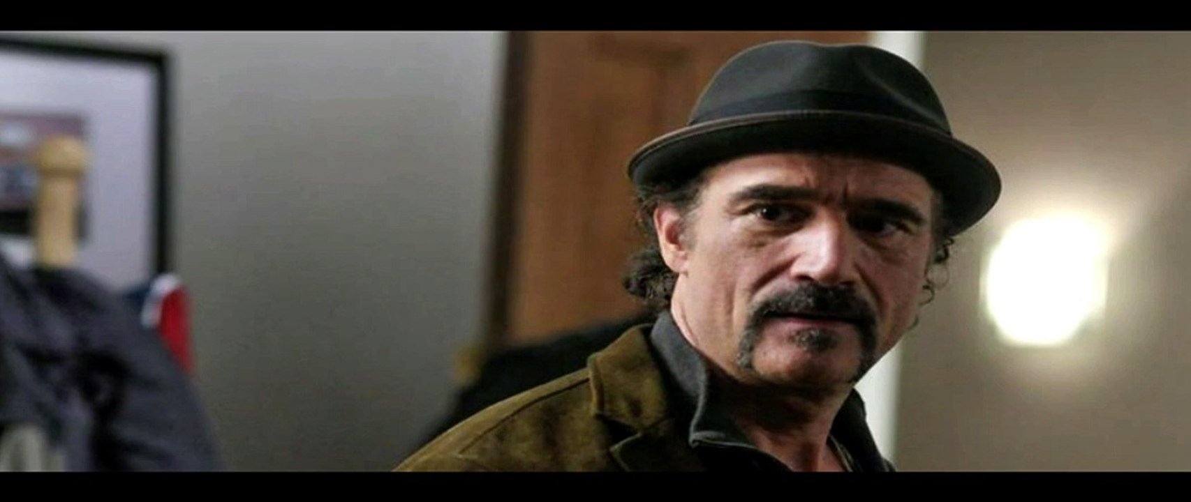 Chicago PD 3x07 A Dead Kid, a Notebook and a Lot of Maybes - Promotional Photos