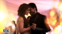 Leaked Shah Rukh and Kajols Romantic Scene From Dilwale