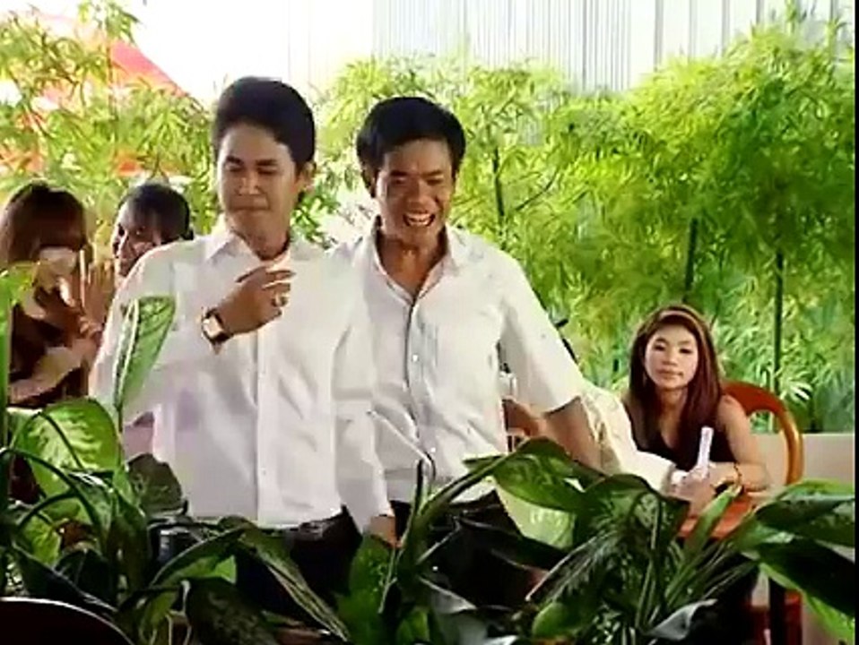 បើយើងមិនចេះស្រលាញប្រទេសខ្លួនឯងតើអោយអ្នកណាស្រលាញ់