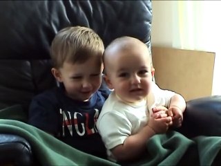 Charlie bit my finger