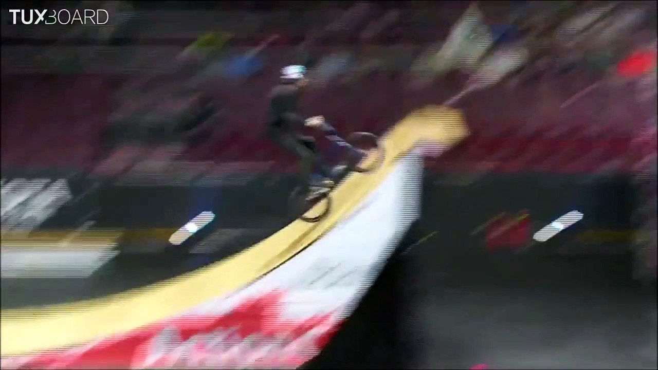Premier "Nothing Front Bike Flip" de l'histoire en BMX
