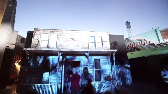 Halloween_ Michael Myers Comes Home - Halloween Horror Nights 2015 Universal Studios