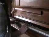 Cocotte   Anaïs au piano