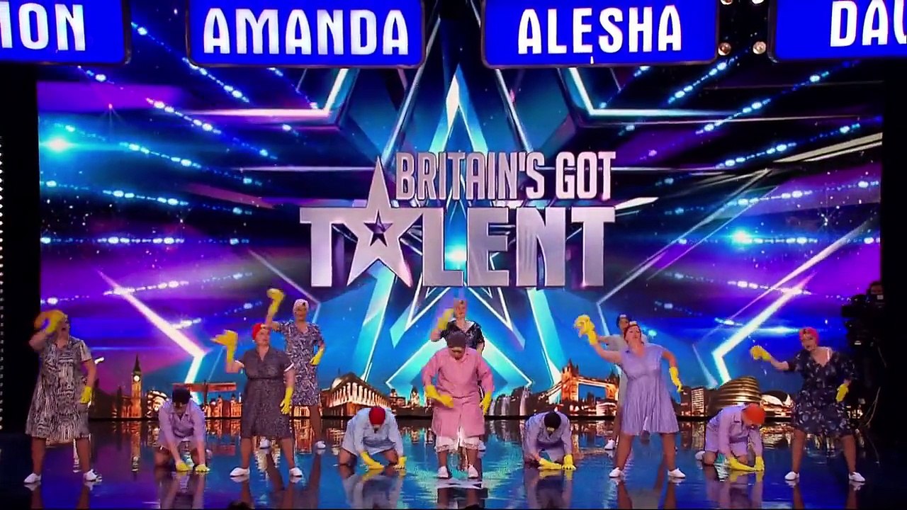 Britains Got Talent 2015 S09E01 The Ruby Red Performers A Surprising