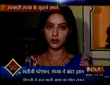 Sandhya ne kiya LAlima ko Uuska Huk Dene ka Faisla Aur Sooraj ko Bheja Uuske Kamre main - 27 october 2015 - Diya Aur Baati Hum