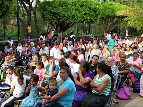 CAPSULA INFORMATIVA SISTEMA DIF ATOTONILCO OCTUBRE/26/2015 DIF