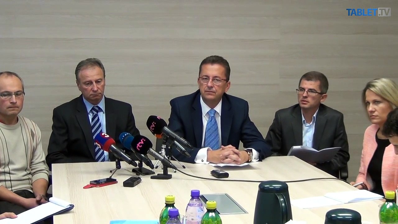 ZÁZNAM: Minister Glváč v Leteckých opravovniach Trenčín