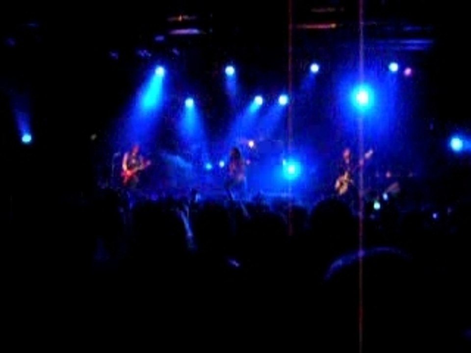 Trivium - Dying in your arms (live 2007)