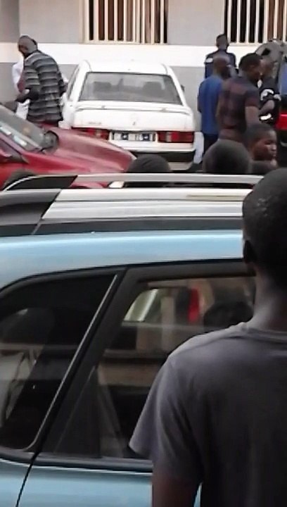 Drame à la Cité Keur Damel : un homme pousse une masseuse du troisième étage d'un immeuble