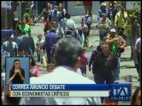 Correa anunció debate con economistas críticos