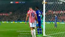 Diego Costa gets Injured - Stoke City v. Chelsea - CAPITAL ONE CUP - 27.10.2015