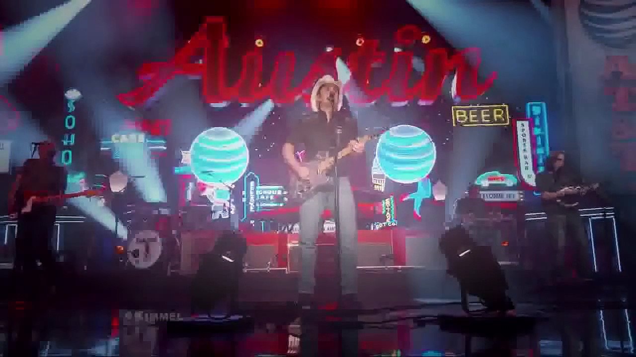Brad Paisley Performs Crushin It