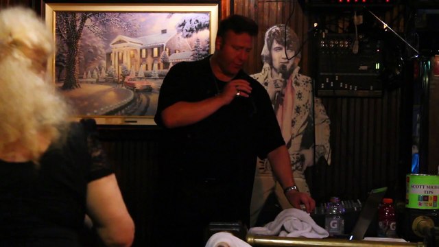 Scott Michael with Colin Paul and Chris sing 'America' Elvis Week 2013