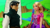 Frozen Elsa saves Zombie Mal after Mal Bites Disney Zombie Princesses. DisneyToysFan