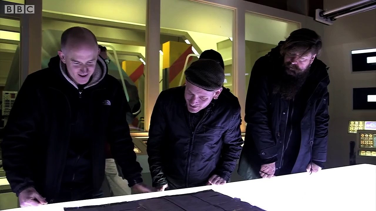 Slipknot on Set - Doctor Who Extra: Series 2 Episode 4 (2015) - BBC