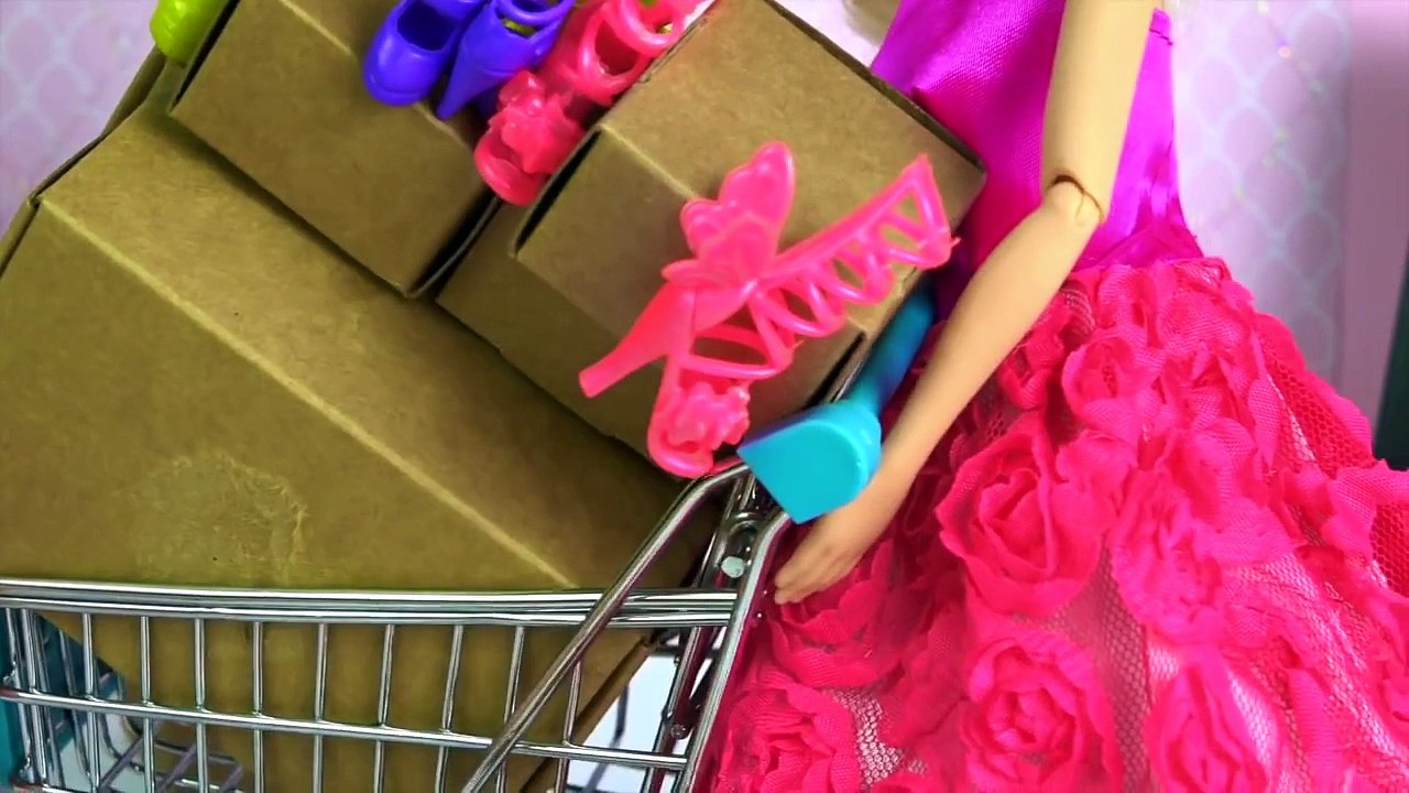 Barbie SHOPPING SURPRISE SHOES dress up high heels sports shoes ballet flats platforms boo