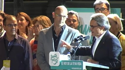 مشروع قرار يدعو إلى انفصال كاتالونيا عن إسبانيا