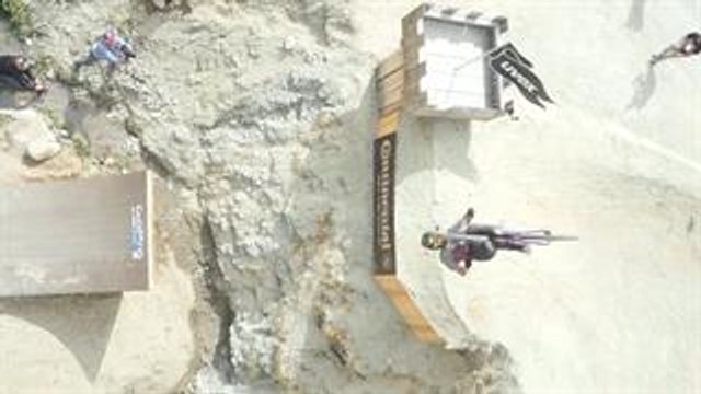 Suzuki 9 Knights 2015 MTB - Sam Pilgrim
