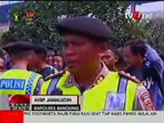 Tawuran bentrok The Jack Mania vs Viking Bandung di tol cikampek, 8 mei 2014