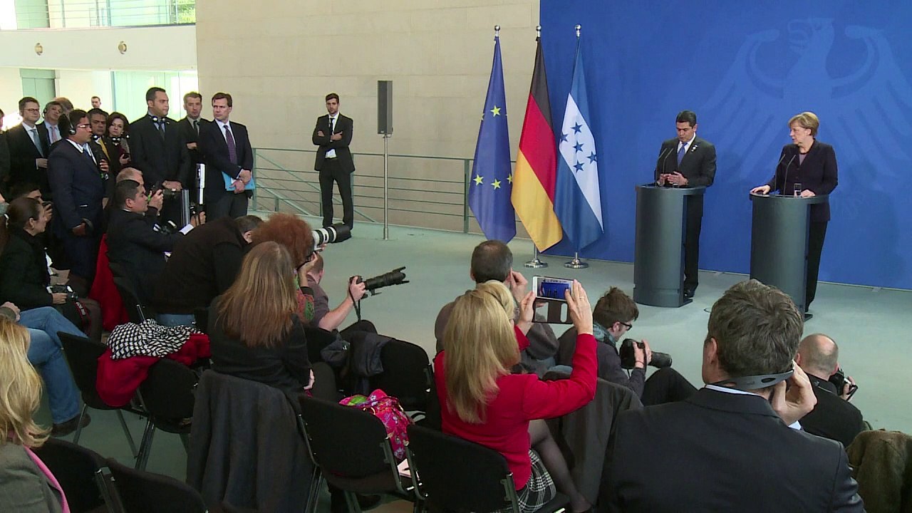 Merkel réagit aux critiques bavaroises sur le flux de réfugiés