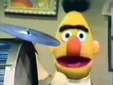 Bert & Ernie tries Gangsta Rap