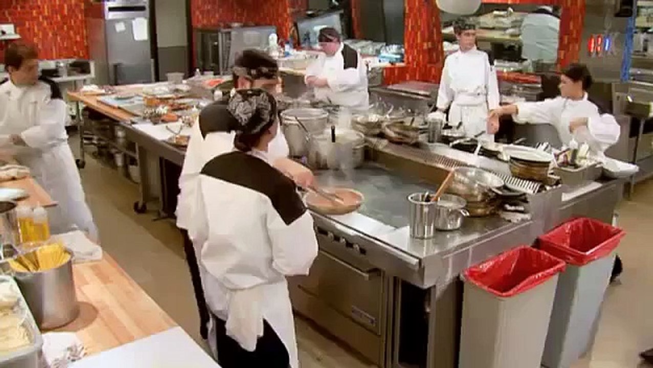 Hells Kitchen S05E10 Andrea Gets Kicked Out Of The Kitchen Uncensored)