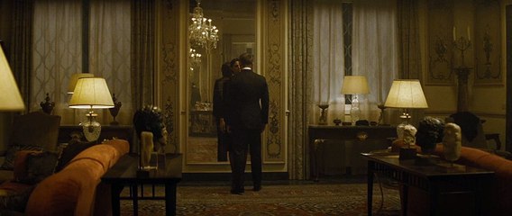 SPECTRE - Clip - Villa