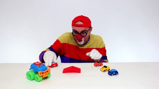 Çocuklar için eğlenceli film - Palyaço Dima ve uçan araba