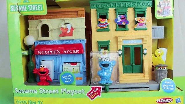 Sesame Street Playset Cookie Monster, Elmo, Oscar The Grouch, Play Doh Rubber Ducky Figuri