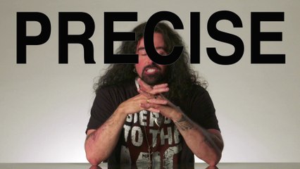 Casser un verre avec sa voix : c'est possible, la preuve!