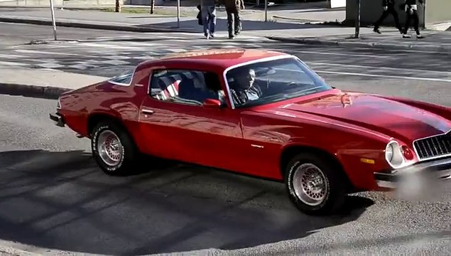 Camaro Showoff Smashes Into a Light Pole After Burnout-Amazing Videos-Funny Videos Collection